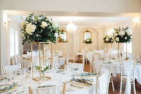 Woodland Manor Hotel