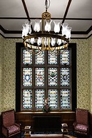 Woodland Manor Hotel