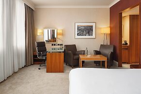 Crowne Plaza London Ealing by IHG