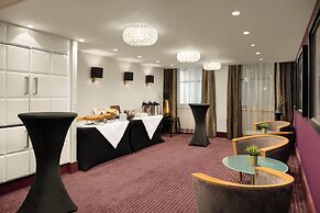 Crowne Plaza London Ealing by IHG