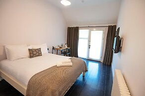 The Olde Bell, BW Signature Collection