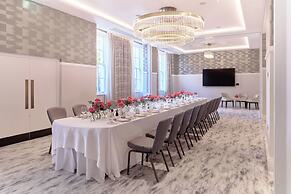 The Biltmore Mayfair