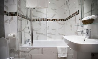 Cheshire Hotel Central London