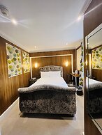 Cheshire Hotel Central London