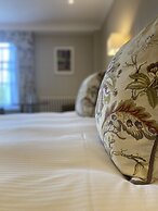 West Lodge Park Hotel