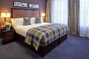 Sir Christopher Wren Hotel