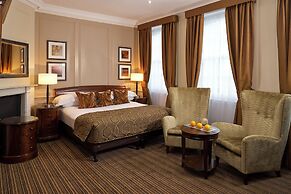 Sir Christopher Wren Hotel