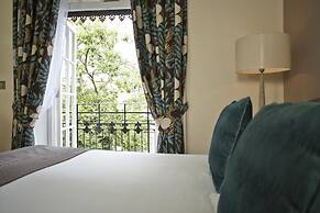 Sir Christopher Wren Hotel