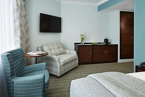 Sir Christopher Wren Hotel