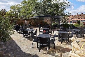 Sir Christopher Wren Hotel