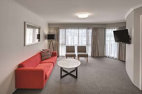 Adina Serviced Apartments Canberra James Court