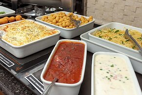 Roochelle Hotel by Nobile