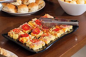 Roochelle Hotel by Nobile