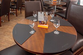 Roochelle Hotel by Nobile