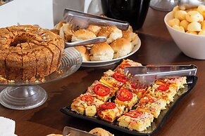 Roochelle Hotel by Nobile