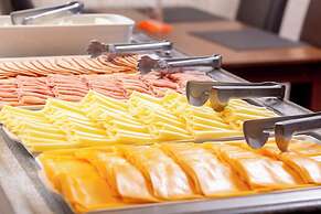 Roochelle Hotel by Nobile