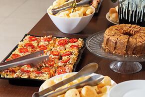 Roochelle Hotel by Nobile