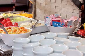 Roochelle Hotel by Nobile