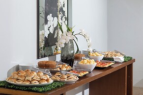 Roochelle Hotel by Nobile