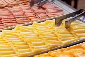 Roochelle Hotel by Nobile