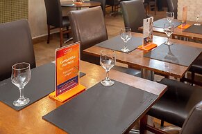 Roochelle Hotel by Nobile