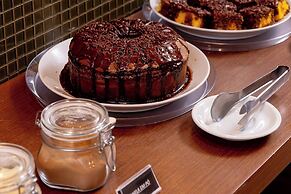 Roochelle Hotel by Nobile