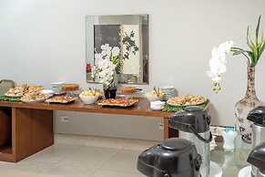 Roochelle Hotel by Nobile