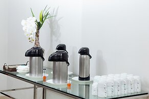 Roochelle Hotel by Nobile