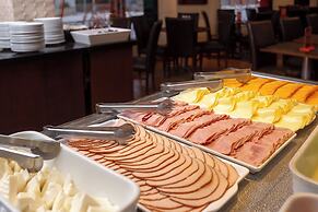 Roochelle Hotel by Nobile