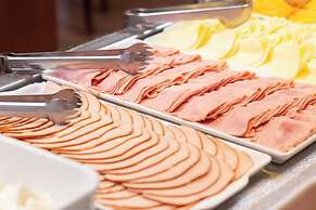 Roochelle Hotel by Nobile