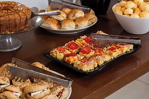 Roochelle Hotel by Nobile