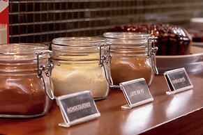 Roochelle Hotel by Nobile