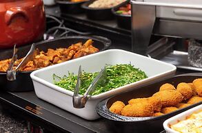 Roochelle Hotel by Nobile