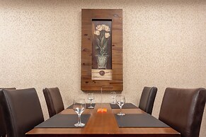 Roochelle Hotel by Nobile