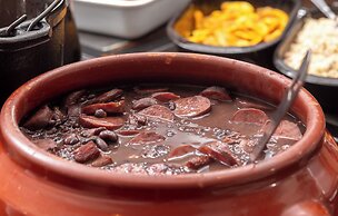 Roochelle Hotel by Nobile