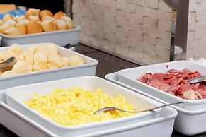 Roochelle Hotel by Nobile