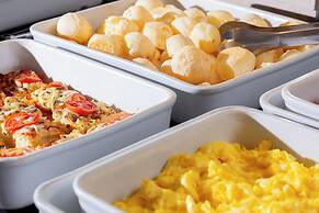 Roochelle Hotel by Nobile