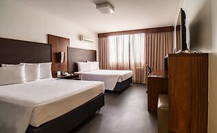 Hotel Deville Business Maringá