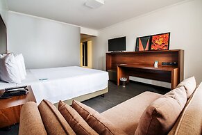 Hotel Deville Business Maringá