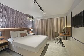 Hotel Deville Business Maringá