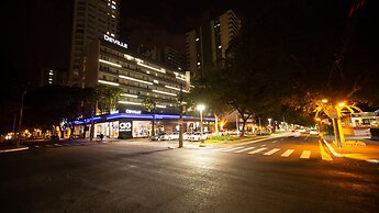 Hotel Deville Business Maringá