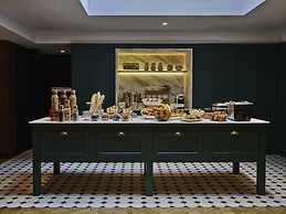 Mercure Versailles Chateau