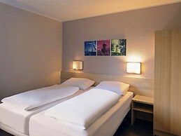 B&B HOTEL Krefeld-Süd