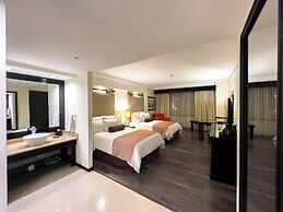 Tikal Futura Hotel & Convention Center