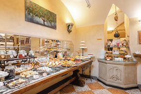 Art Hotel Commercianti