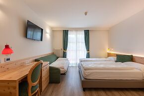 AlpHoliday Dolomiti Wellness