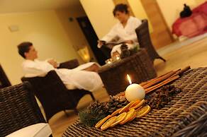 AlpHoliday Dolomiti Wellness