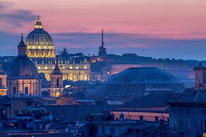 Cosmopolita Hotel Rome, Tapestry Collection by Hilton