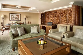 Sule Shangri-La, Yangon