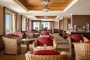 Sule Shangri-La, Yangon